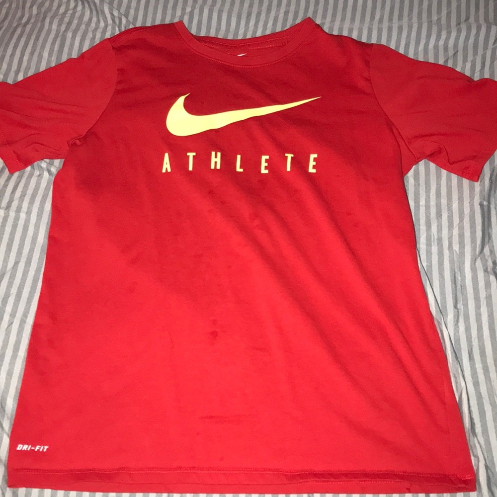 Nike Tee | Youth XL